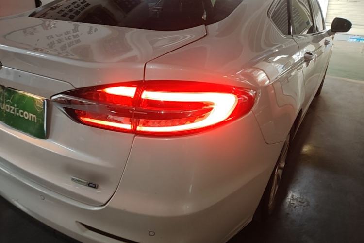 Used Ford Mondeo 2020 EcoBoost 180 Stylish Model Right Rear Taillight