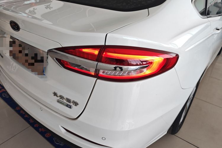 Used Ford Mondeo 2020 EcoBoost 180 Stylish Model Right Rear Taillight