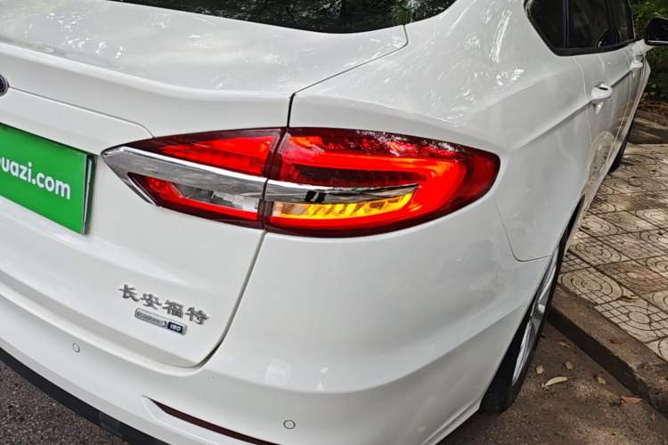 Used Ford Mondeo 2020 EcoBoost 180 Stylish Model Right Rear Taillight