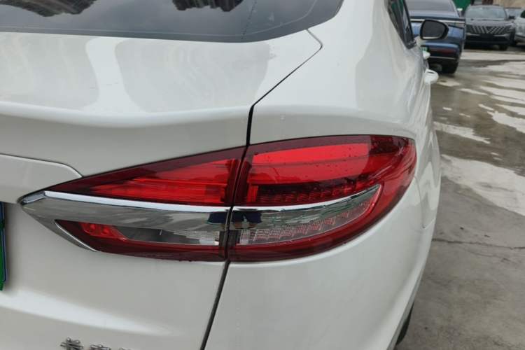 Used Ford Mondeo 2020 EcoBoost 180 Stylish Model Right Rear Taillight