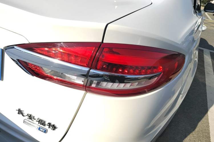 Used Ford Mondeo 2020 EcoBoost 180 Stylish Model Right Rear Taillight