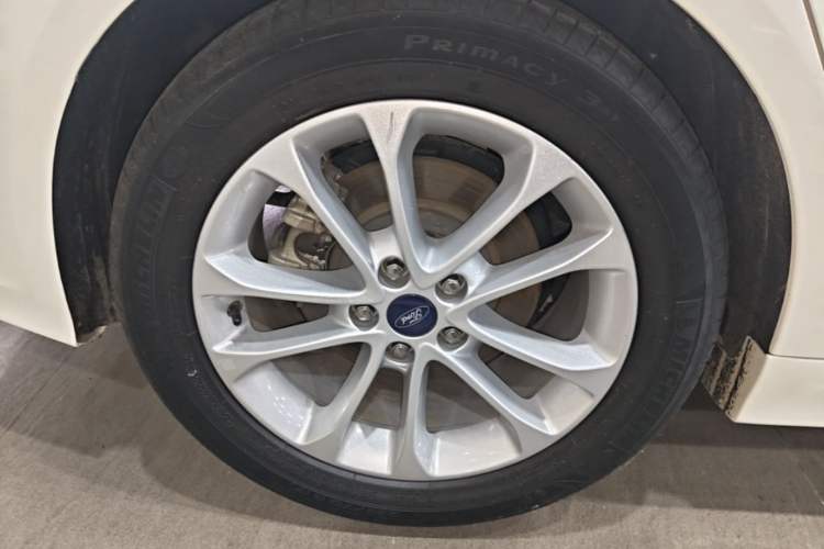 Used Ford Mondeo 2020 EcoBoost 200 Stylish Model Right Rear Wheel Hub