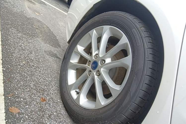 Used Ford Mondeo 2020 EcoBoost 180 Stylish Model Right Rear Wheel Hub