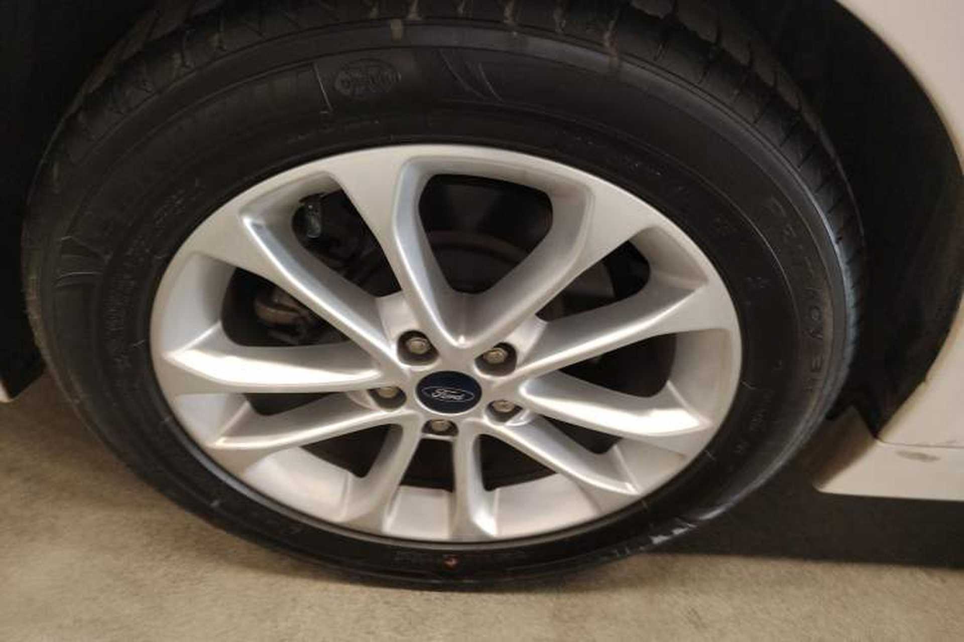 Used Ford Mondeo 2020 EcoBoost 180 Stylish Model Right Rear Wheel Hub