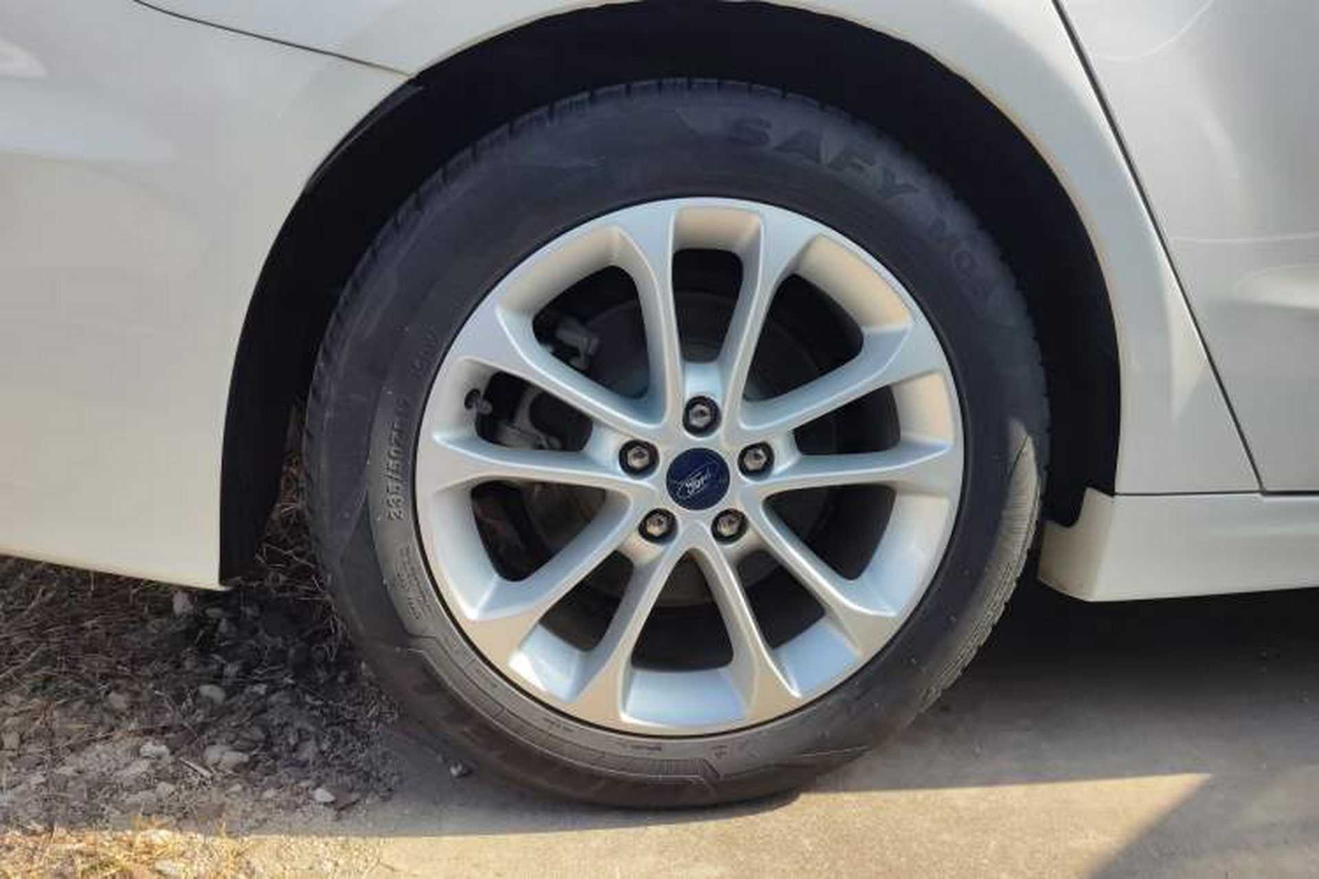 Used Ford Mondeo 2020 EcoBoost 180 Stylish Model Right Rear Wheel Hub