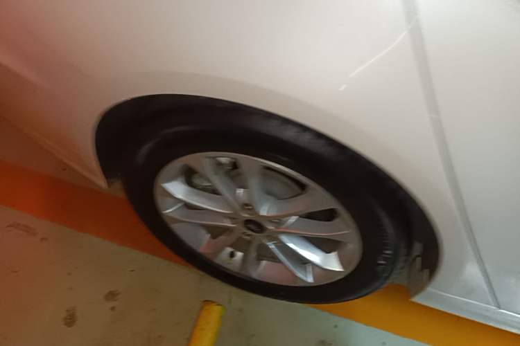 Used Ford Mondeo 2020 EcoBoost 200 Stylish Model Right Rear Wheel Hub