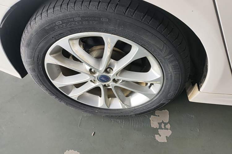Used Ford Mondeo 2020 EcoBoost 180 Stylish Model Right Rear Wheel Hub