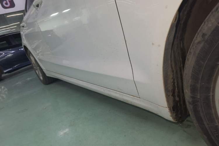 Used Ford Mondeo 2020 EcoBoost 180 Stylish Model Right Side Sill
