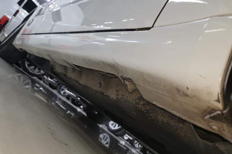 Used Ford Mondeo 2020 EcoBoost 180 Stylish Model Right Side Sill