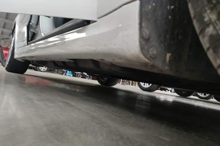 Used Ford Mondeo 2020 EcoBoost 180 Stylish Model Right Side Sill