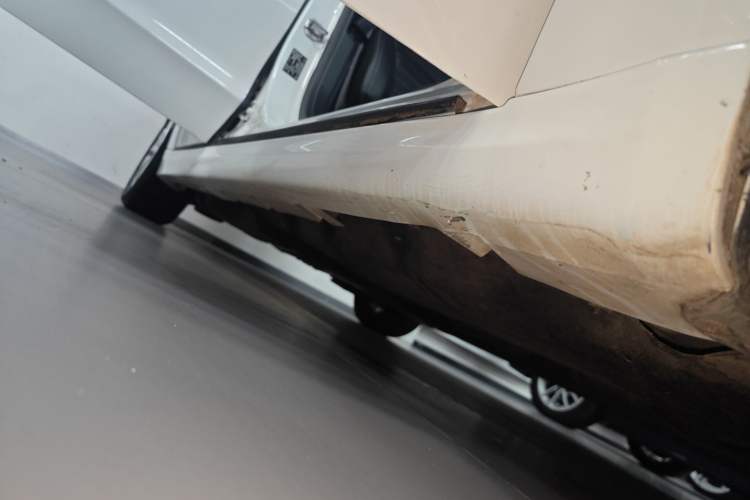 Used Ford Mondeo 2020 EcoBoost 180 Stylish Model Right Side Sill