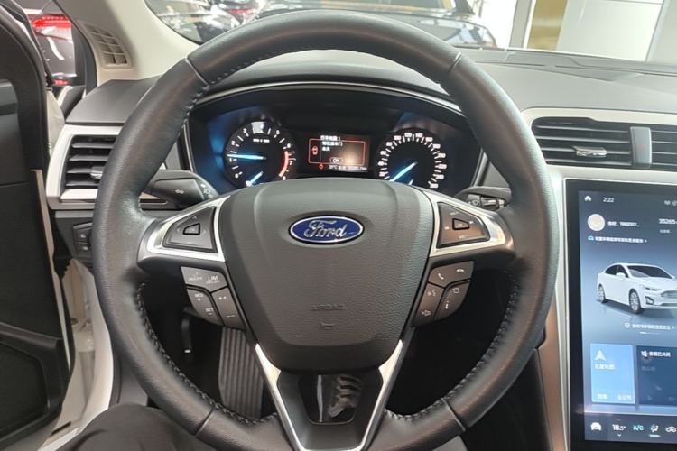 Used Ford Mondeo 2020 EcoBoost 180 Stylish Model Steering Wheel