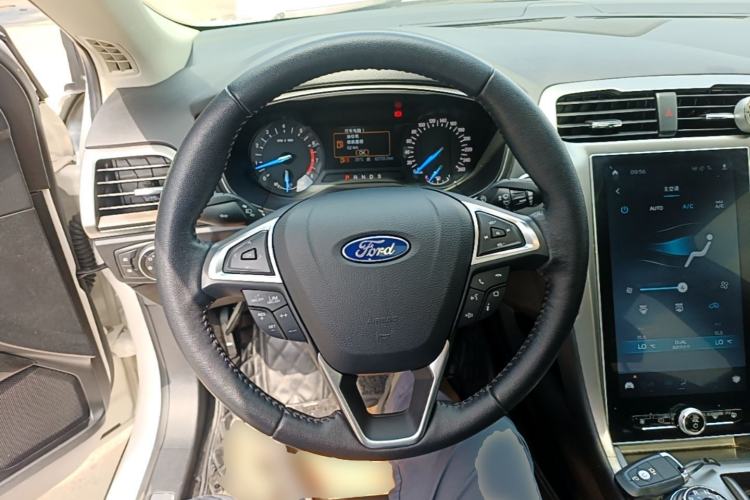 Used Ford Mondeo 2020 EcoBoost 180 Stylish Model Steering Wheel