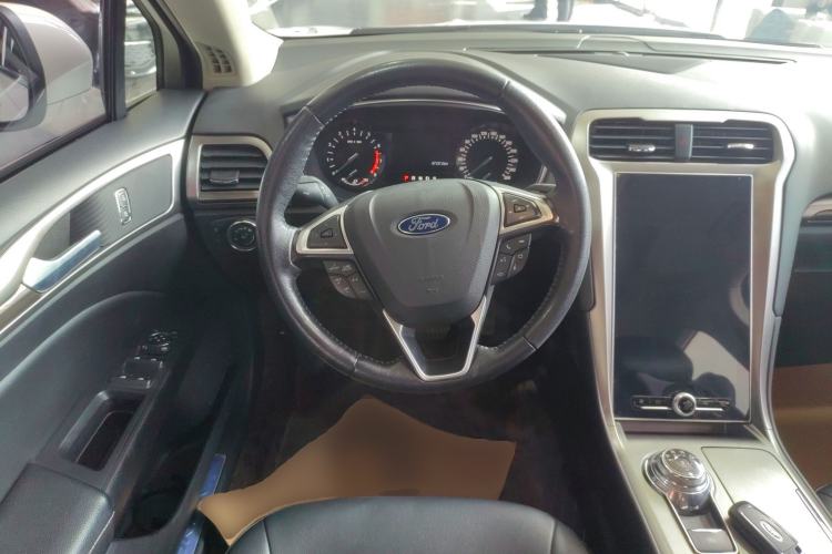 Used Ford Mondeo 2020 EcoBoost 180 Stylish Model Steering Wheel