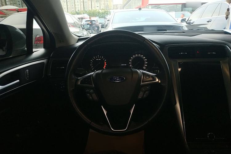 Used Ford Mondeo 2020 EcoBoost 180 Stylish Model Steering Wheel