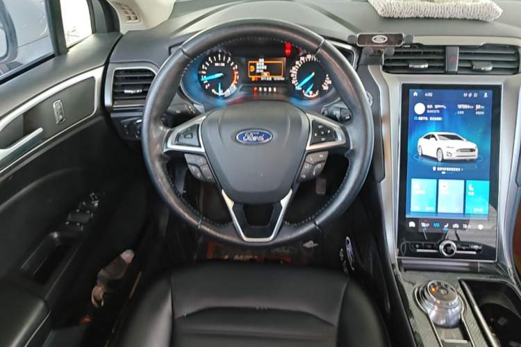 Used Ford Mondeo 2020 EcoBoost 180 Stylish Model Steering Wheel
