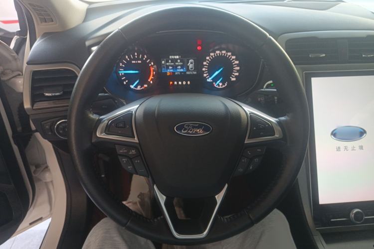 Used Ford Mondeo 2020 EcoBoost 180 Stylish Model Steering Wheel