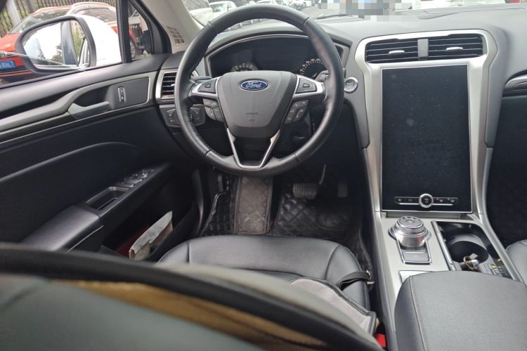 Used Ford Mondeo 2020 EcoBoost 180 Stylish Model Steering Wheel