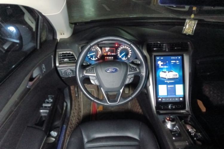 Used Ford Mondeo 2020 EcoBoost 180 Stylish Model Steering Wheel