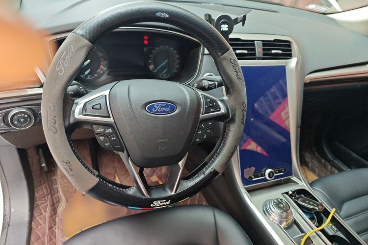 Used Ford Mondeo 2020 EcoBoost 180 Stylish Model Steering Wheel