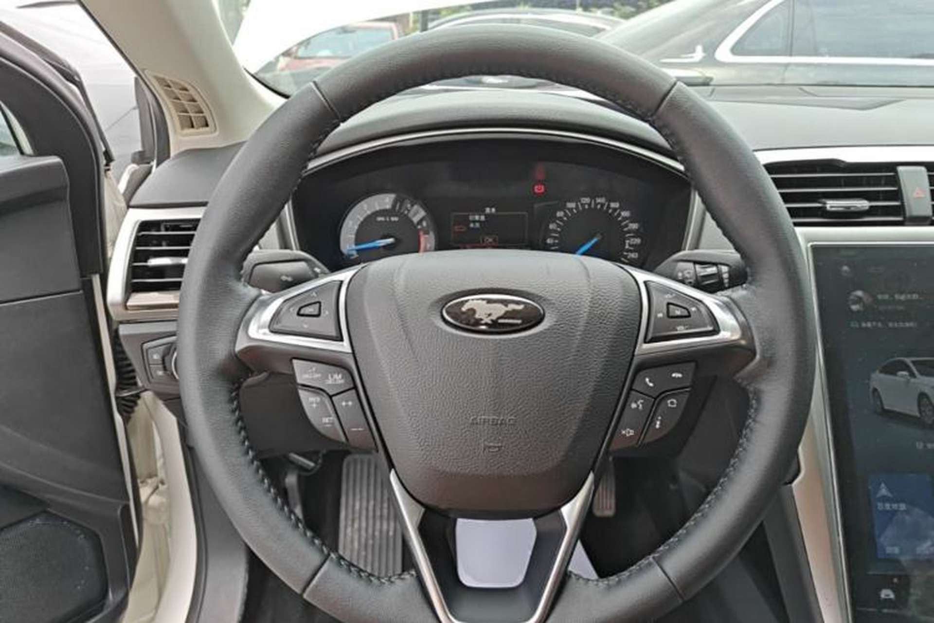 Used Ford Mondeo 2020 EcoBoost 200 Stylish Model Steering Wheel