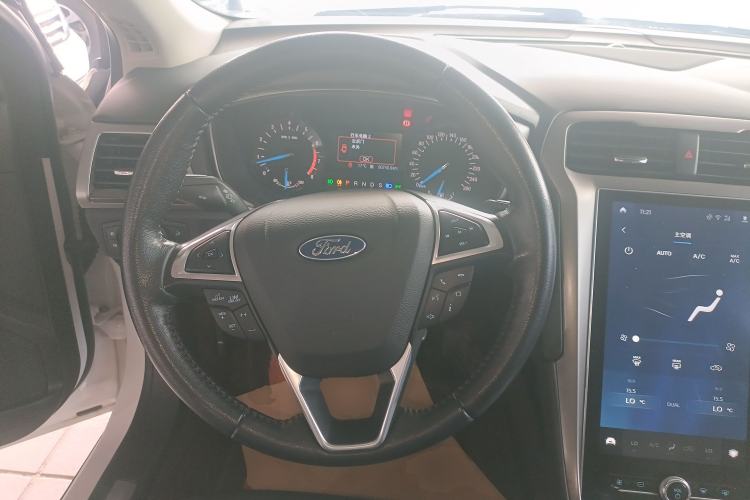 Used Ford Mondeo 2020 EcoBoost 180 Stylish Model Steering Wheel