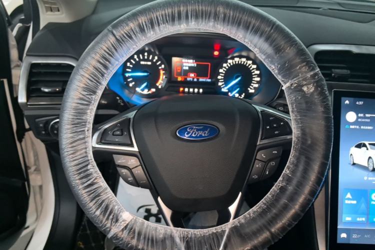 Used Ford Mondeo 2020 EcoBoost 180 Stylish Model Steering Wheel