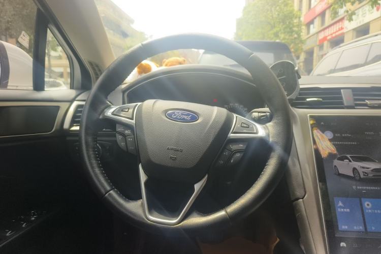 Used Ford Mondeo 2020 EcoBoost 180 Stylish Model Steering Wheel