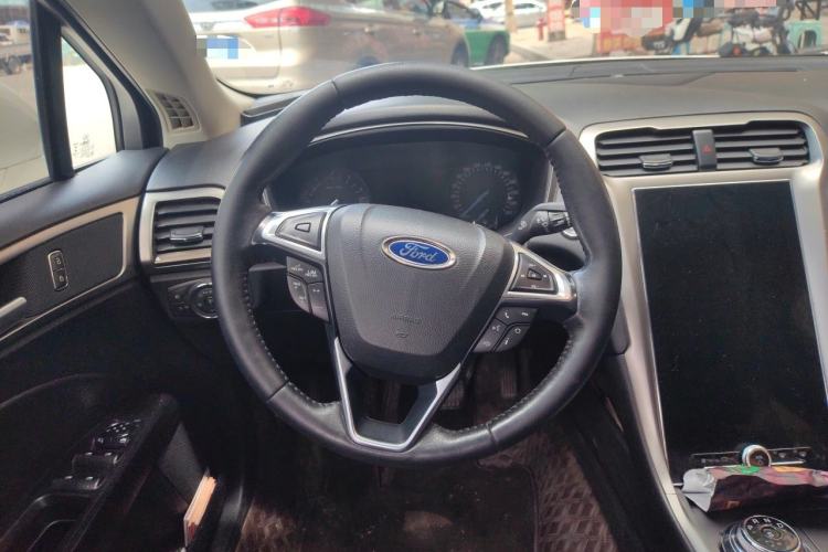 Used Ford Mondeo 2020 EcoBoost 180 Stylish Model Steering Wheel