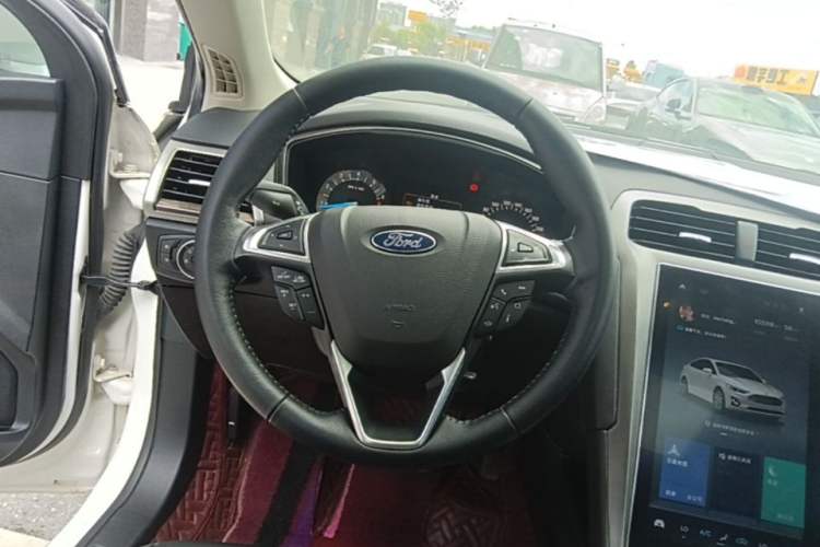 Used Ford Mondeo 2020 EcoBoost 180 Stylish Model Steering Wheel