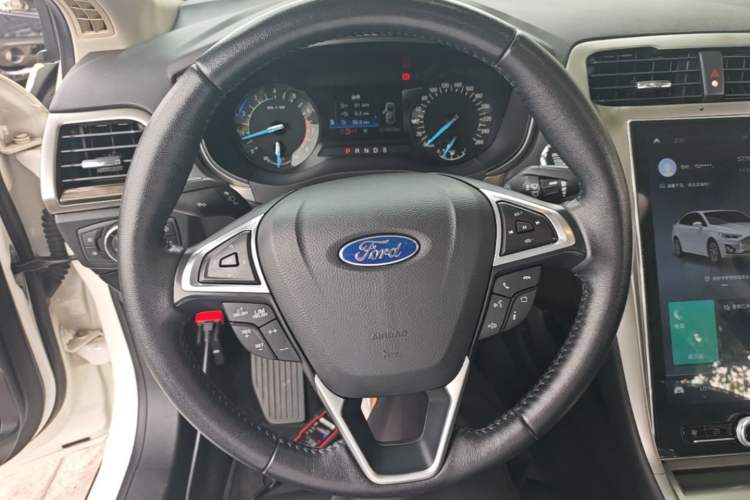 Used Ford Mondeo 2020 EcoBoost 180 Stylish Model Steering Wheel