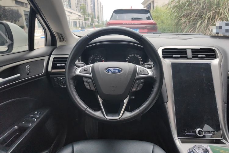 Used Ford Mondeo 2020 EcoBoost 180 Stylish Model Steering Wheel