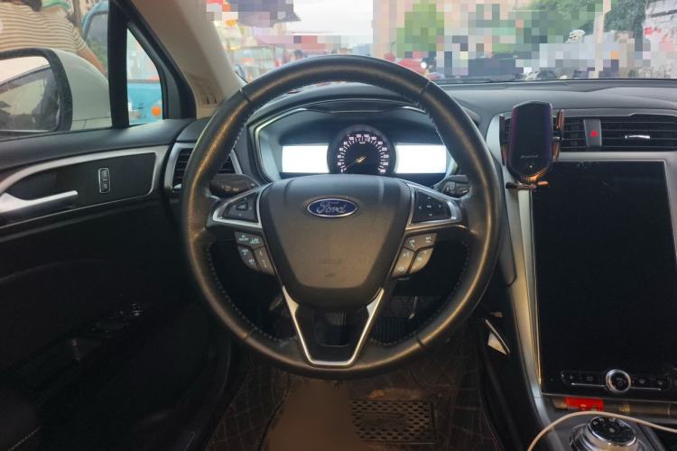 Used Ford Mondeo 2020 EcoBoost 200 Luxury Model Steering Wheel