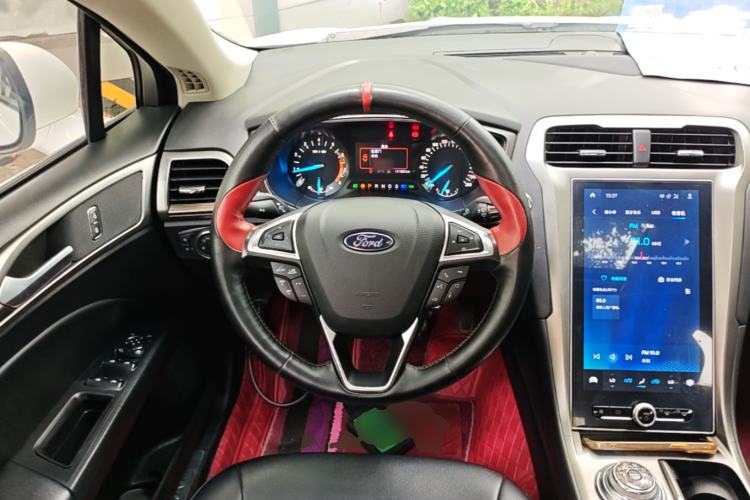 Used Ford Mondeo 2020 EcoBoost 180 Stylish Model Steering Wheel