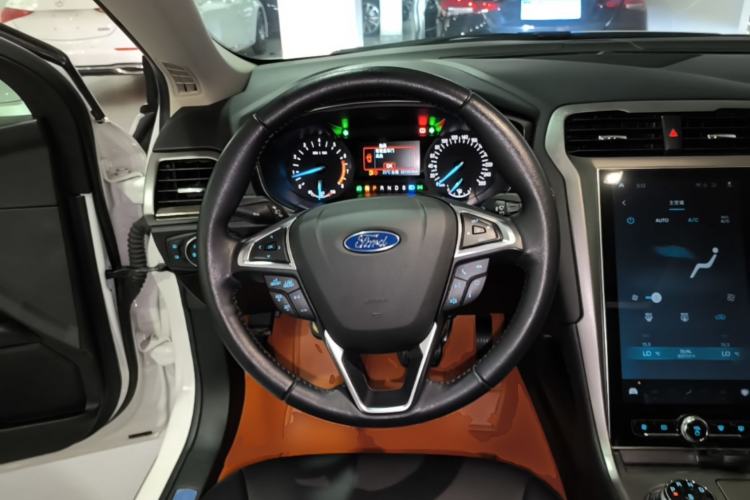 Used Ford Mondeo 2020 EcoBoost 180 Stylish Model Steering Wheel