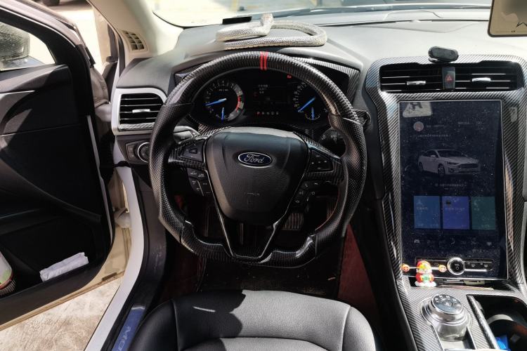 Used Ford Mondeo 2020 EcoBoost 200 Stylish Model Steering Wheel