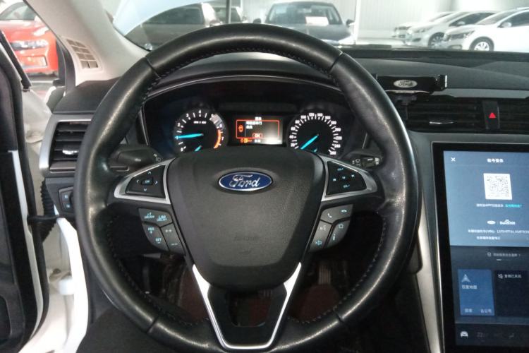 Used Ford Mondeo 2020 EcoBoost 180 Stylish Model Steering Wheel