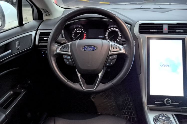 Used Ford Mondeo 2020 EcoBoost 180 Stylish Model Steering Wheel