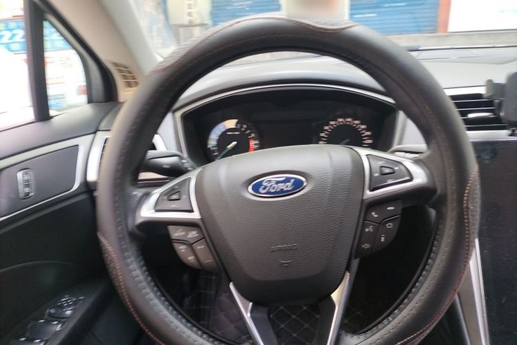 Used Ford Mondeo 2020 EcoBoost 200 Stylish Model Steering Wheel