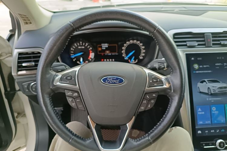Used Ford Mondeo 2020 EcoBoost 180 Stylish Model Steering Wheel