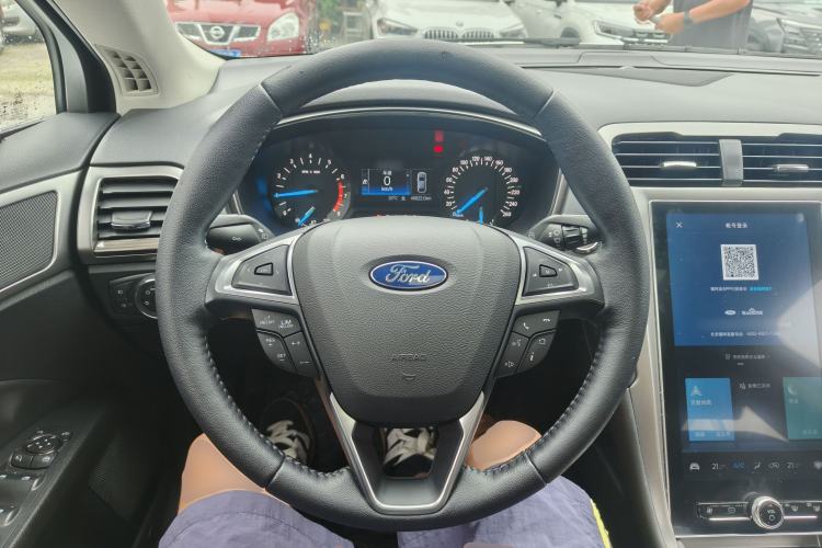 Used Ford Mondeo 2020 EcoBoost 180 Stylish Model Steering Wheel