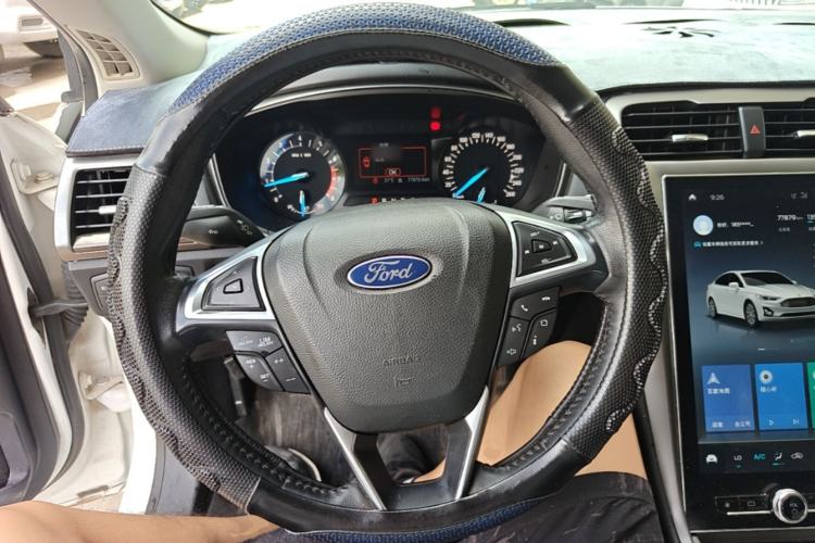 Used Ford Mondeo 2020 EcoBoost 180 Stylish Model Steering Wheel