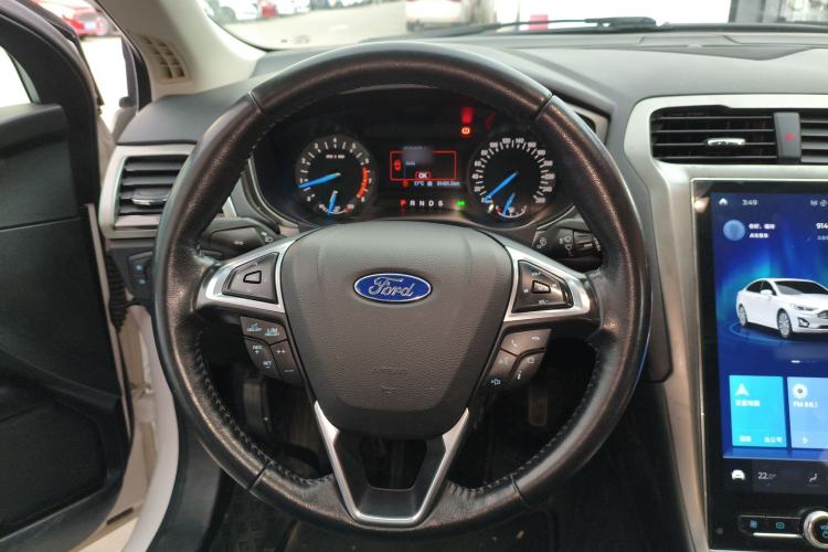 Used Ford Mondeo 2020 EcoBoost 180 Stylish Model Steering Wheel