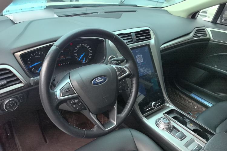Used Ford Mondeo 2020 EcoBoost 180 Stylish Model Steering Wheel