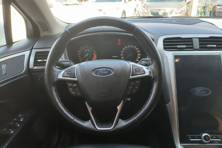 Used Ford Mondeo 2020 EcoBoost 180 Stylish Model Steering Wheel