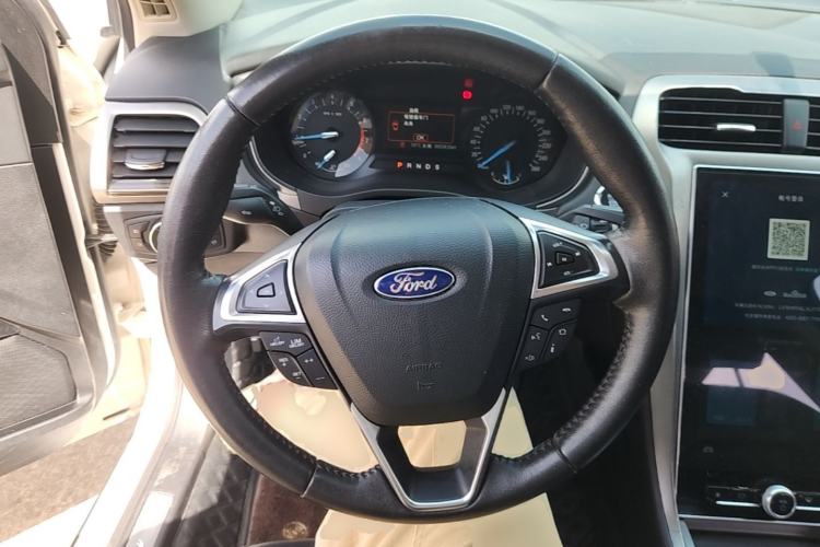 Used Ford Mondeo 2020 EcoBoost 180 Stylish Model Steering Wheel