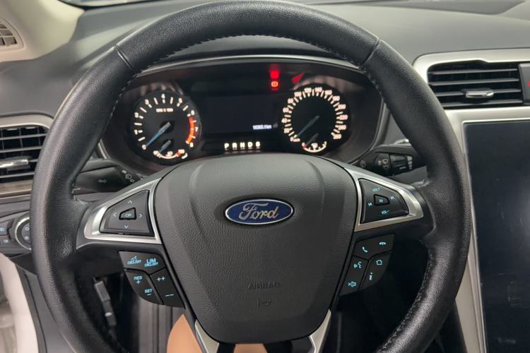 Used Ford Mondeo 2020 EcoBoost 180 Stylish Model Steering Wheel