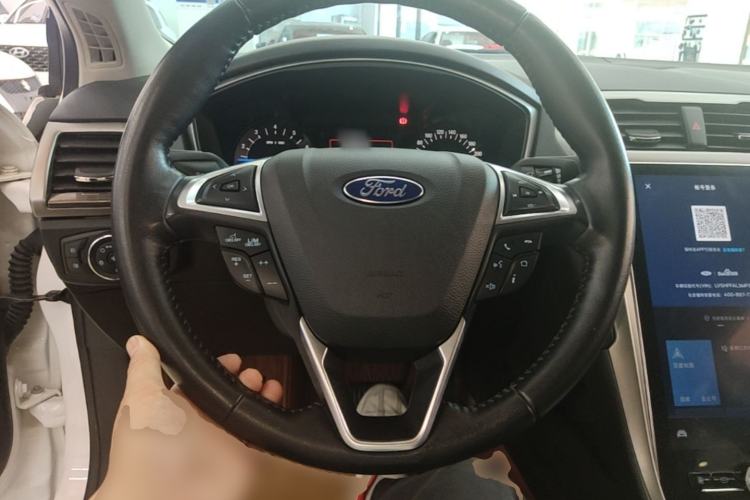 Used Ford Mondeo 2020 EcoBoost 180 Stylish Model Steering Wheel
