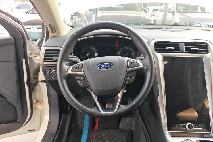 Used Ford Mondeo 2020 EcoBoost 180 Stylish Model Steering Wheel