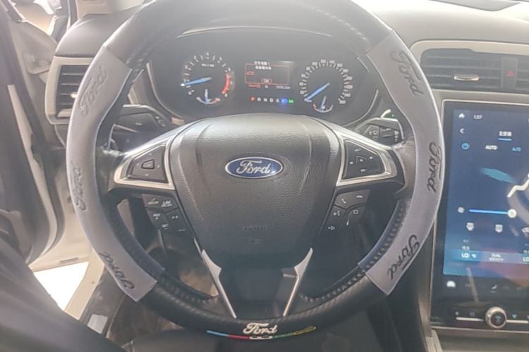 Used Ford Mondeo 2020 EcoBoost 200 Stylish Model Steering Wheel